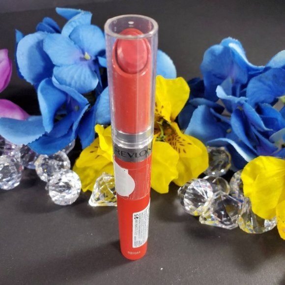 Revlon New York Ultra HD Coral Gel Lip 740 Color Lipstick - Picture 1 of 5